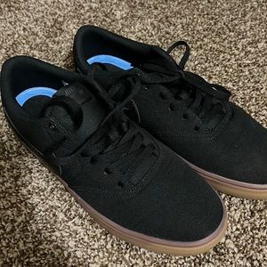 Nike men casual/skate shoes size 9.5
